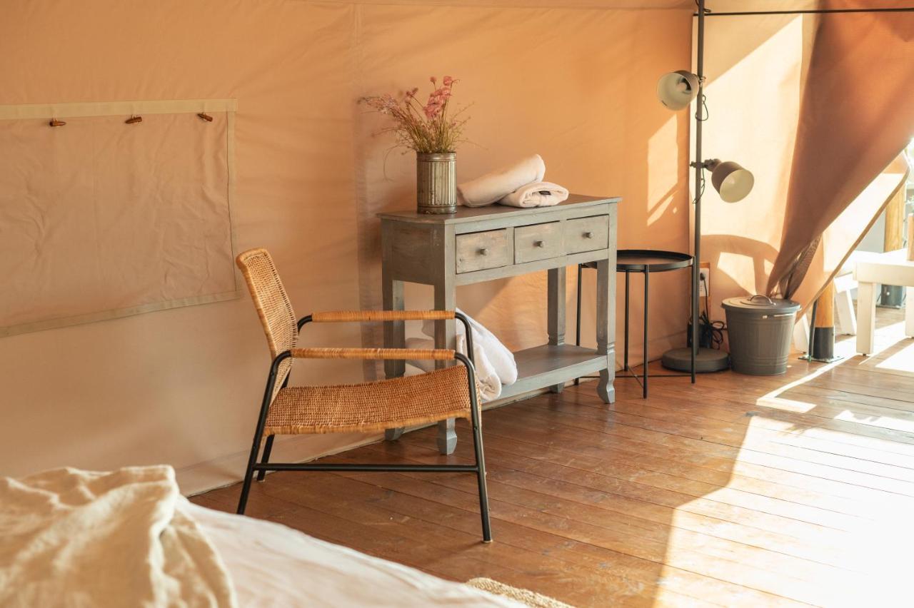 ホテル Sky Glamping Boutique モシャヴ・ラマト エクステリア 写真