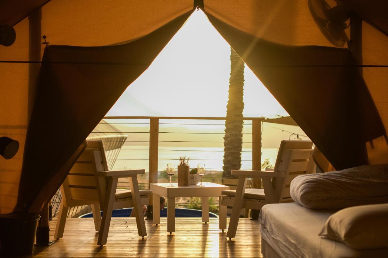 ホテル Sky Glamping Boutique モシャヴ・ラマト エクステリア 写真